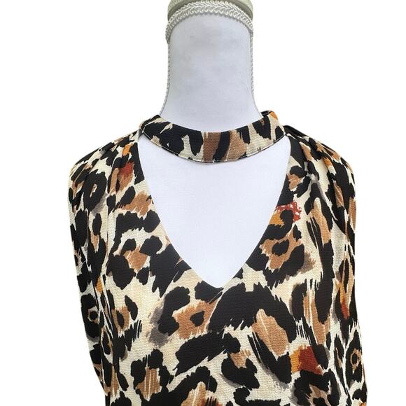 LUX II Leopard Large Loose Stretch Long Sleeve Key Hole Neck Knee Length Dress - Picture 3 of 7
